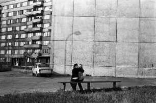 In Ostrava-Hrabuvká mit Skoda 120 : In Ostrava-Hrabuvká mit Skoda 120;