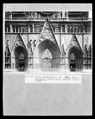 Saint-Jean — Portal