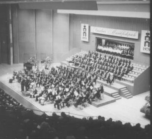 Konzertante Aufführung des "Parsifal" von Richard Wagner mit Solisten, Dresdner Philharmonie und Philharmonischem Chor Dresden unter Leitung von Herbert Kegel im Rahmen der Dresdner Musikfestspiele. Kulturpalast Dresden, 19.05.1979