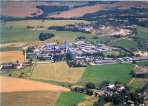 Freiberg. Gewerbegebiet an der Halsbrücker Straße. Luftbild-Schrägaufnahme von Westnordwest