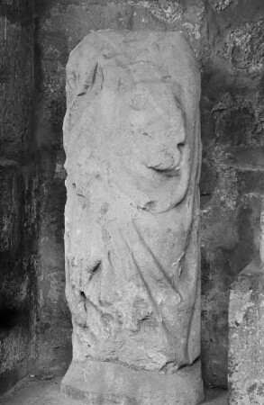 Gewandfigur