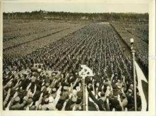 Aufmarsch auf der Zeppelinwiese beim Reichsparteitag 1933