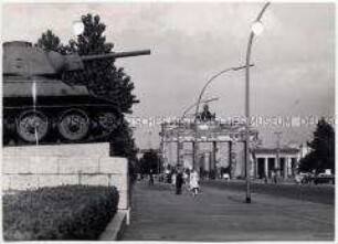Berlin, Brandenburger Tor, Russisches Ehrenmal