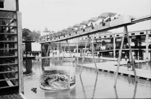 Lausanne: Sektion Verkehr, Wasserfläche mit Monorail