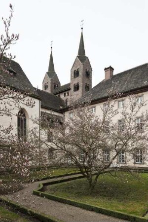 Pfarrkirche Sankt Stephanus und Vitus & Ehemalige Abteikirche