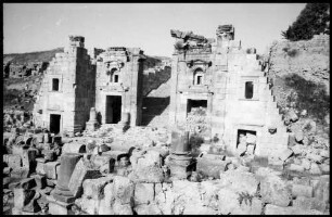 Keine Beschreibung [Jerash: Artemistempel, Eingang]