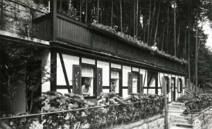 Rathen-Niederrathen, Nr. 17 b. Fremdenheim Sonnenblick. Nebengebäude. Wohnetage mit Gästen