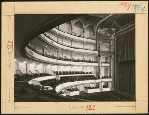 Schauspielhaus, Köln: Ansicht Bühne und Zuschauerraum