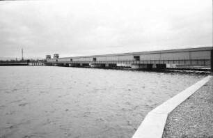 Burkehim: Stauwehr bei Burkheim