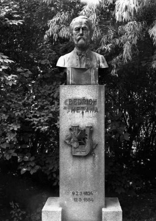 Denkmal für den Komponisten Bedřich Smetana (1824-1884)