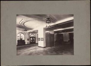 Fürstliches Hoftheater mit Konzertsaal, Gera: Eingangshalle