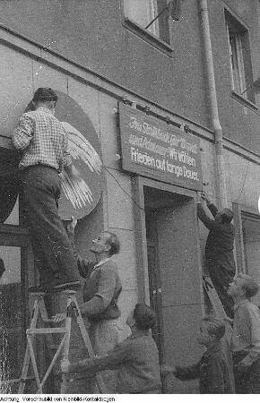 Dresden. Kommunalwahl 1961, u.a. Kundgebung auf dem Altmarkt mit Kurt Hager; Wahlwerbung und Wahlen, 17. September 1961