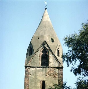 Schwalmstadt. Totenkirche (Ehemalige Pfarrkirche Sankt Martin). Kirchturm, Haube