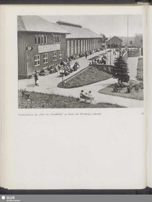 Sonntagskonzert am "Haus der Freundschaft" im Kurort der Werktätigen Oberhof