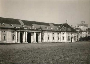 Lednice (Eisgrub). Schloss. Stallgebäude (1688-1700, J. B. Fischer von Erlach)