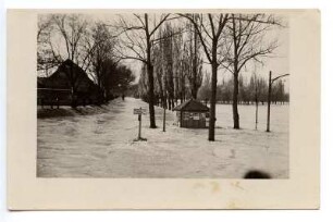 Neckar-Hochwasser 1931(?), Kiosk und Straßenschild im Wasser