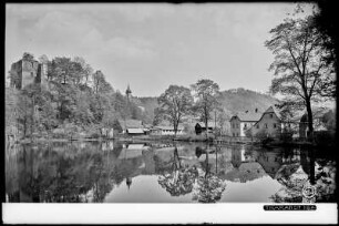 Blick auf Tharandt, am Schlossteich mit Burgruine und Kirche