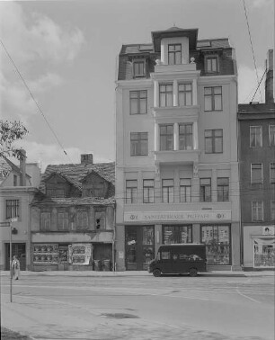 Wohn- und Geschäftshaus : Wohnhaus (Nr. 7, um 1800) und Wohn-und Geschäftshaus (Nr. 8, E. 19. Jh.)