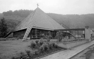 Mettlach: Holzkirche an der Saar