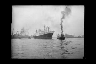 Frankfurt (1954), Hapag.- Hamburg-Amerikanische Packetfahrt-Actien-Gesellschaft, Hamburg