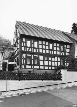 Hanau, Hinter der Kirche 34