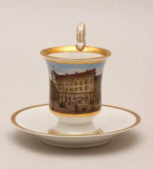 Tasse mit Unterschale, Ansicht des alten Berliner Rathauses