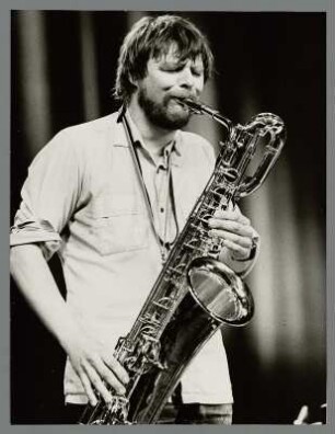 John Surman : Portrait des Jazzmusikers John Surmann bei der Jazzbühne Berlin in der Volksbühne Berlin