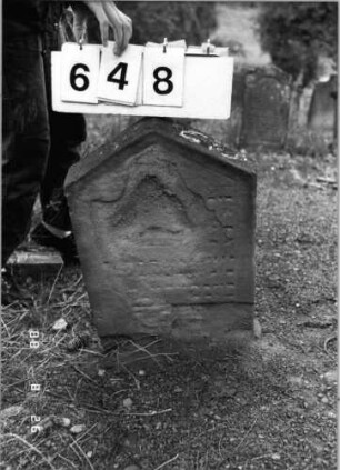 Grabstein 648 (Index: 100099753) Maße HxBxT: 73x38x9 cm: Grabstein 648