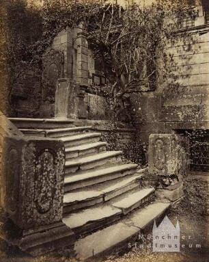 Studien vom Heidelberger Schloss und anderen Ruinen: Treppe zum Schlossbalkon