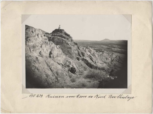 Ruins at Cerro de Borró