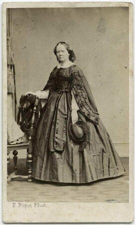 Vietinghoff gen. Scheel, Bertha von, geb. Gräfin von Keller
