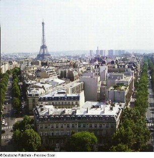 Eiffelturm : Paris. Blick zum Eiffelturm