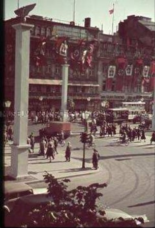 Festschmuck Unter den Linden zum Besuch von Benito Mussolini in Berlin