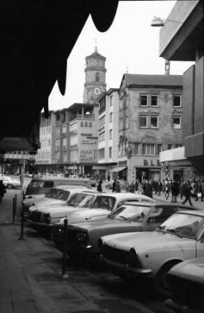 Stuttgart: Blick zur Stiftskirche vom Marktplatz aus