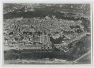 Luftaufnahme der Altstadt mit Kathedrale, Toul: Ansicht