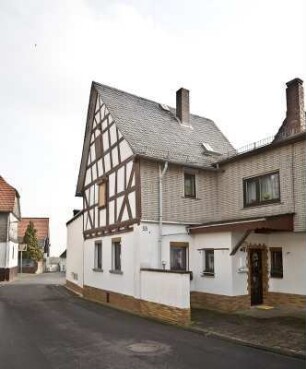 Biebertal, Schloßstraße 53