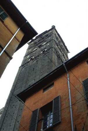 Metropolitana di San Pietro — Campanile