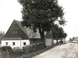 Dorfstraße im Osterzgebirge