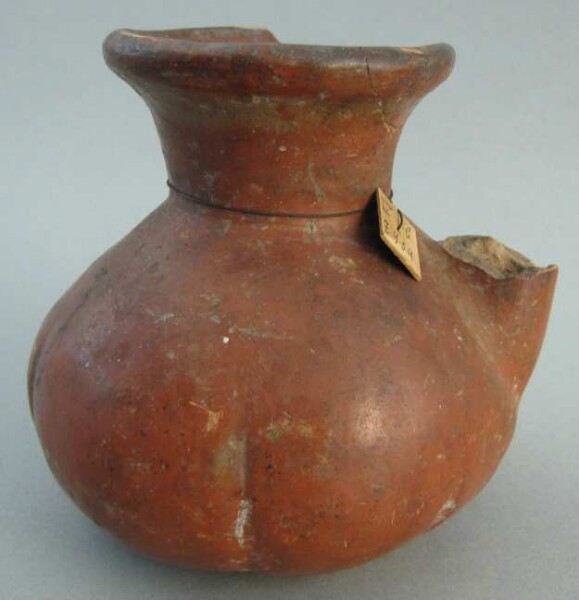 Clay vessel