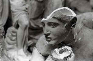 Aus dem Zyklus "In Dresdner Depots" : Alphaios, Flußgott vom Ostgiebel des Zeustempels in Olympia