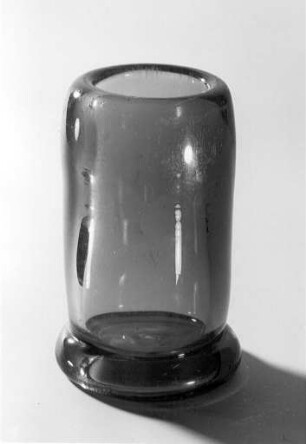 "Unzerbrechlicher" Becher