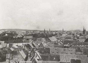 Quedlinburg, Stadtansicht : Quedlinburg. Blick vom Burgberg über die Stadt, nach Norden