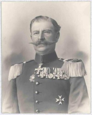 Freiherr Otto von Hügel, Oberst und Kommandeur des Regiments von 1901-1905, Brustbild