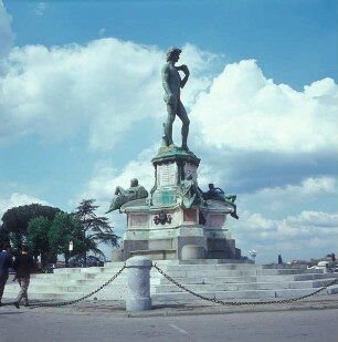 Denkmal für Michelangelo Buonarroti