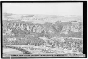 Blick vom Lilienstein nach Rathen und dem Basteigebiet. Sächsische Schweiz