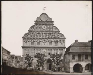 Rathaus, Stargard: Ansicht spätgotische Fassade mit Renaissancegiebel