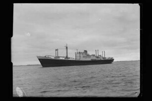 Hamburg (1954), Hapag.- Hamburg-Amerikanische Packetfahrt-Actien-Gesellschaft, Hamburg, Hapag-Lloyd AG, Hamburg