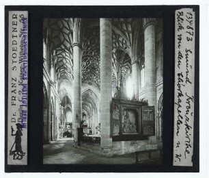 Schwäbisch Gmünd, Heilig-Kreuz-Münster : Innenansicht, Chorumgang, Blick nach W
