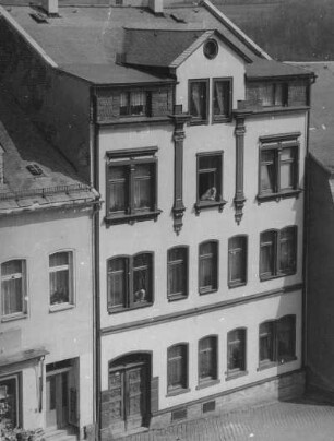 Adorf. Wohnhaus, Ernst-Thälmann-Platz 5. Straßenansicht