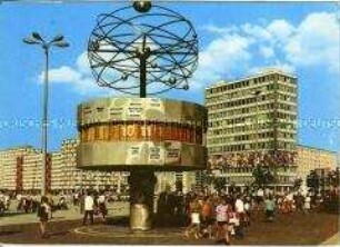 Die Weltzeituhr auf dem Berliner Alexanderplatz